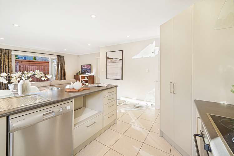 15 Grove Road Addington_6