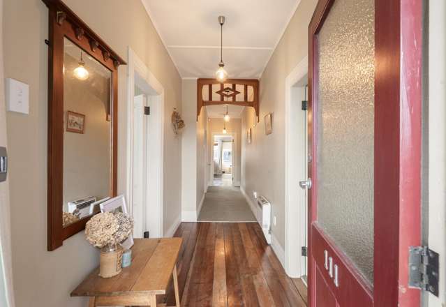 111 Cook Street West End_4
