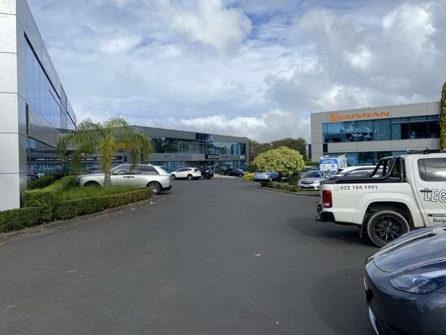 42 Tawa Drive Albany_3