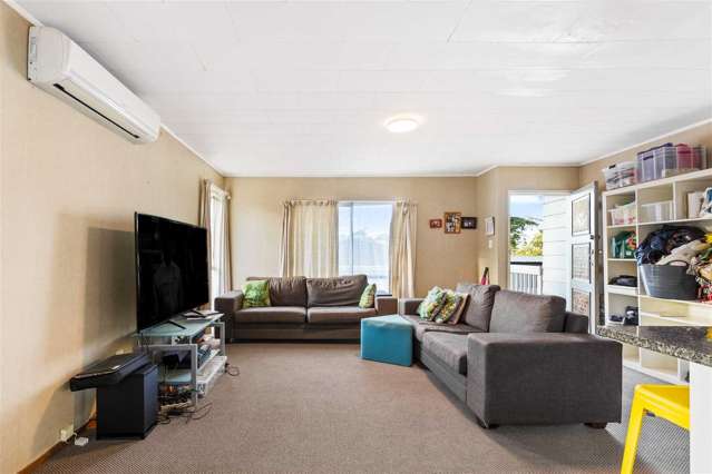 7 Garton Drive Massey_2