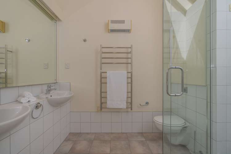 10 Brodie Lane Pauanui_13