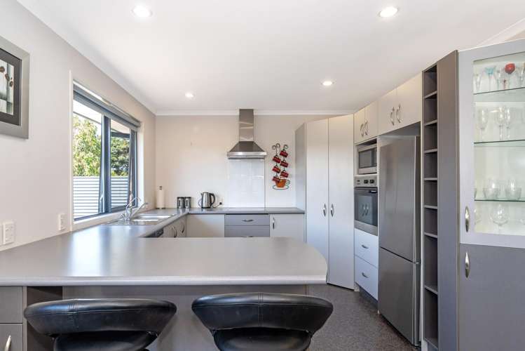 18 Leon Street Riverdale_1