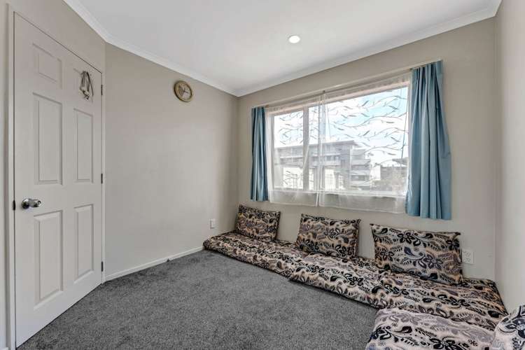 13 Bushpark Place Flat Bush_8