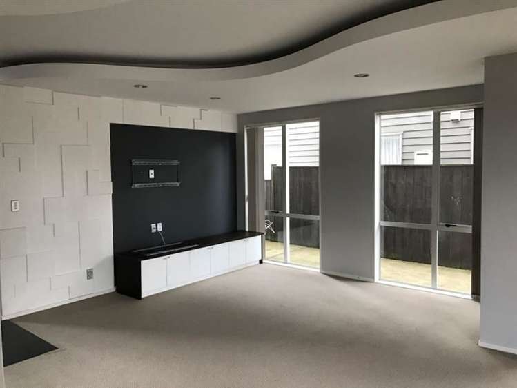 14 Stamford Crescent Flat Bush_5