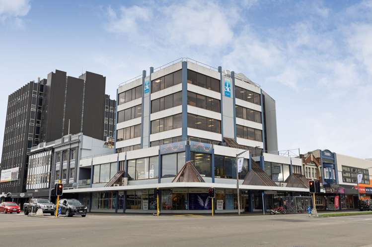 140-144 The Square Palmerston North_0