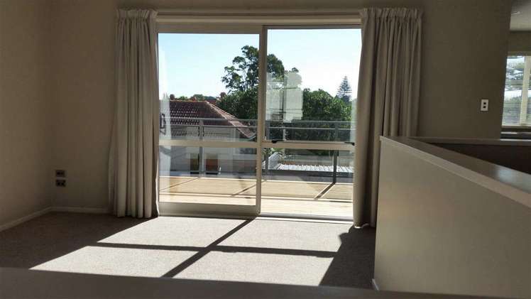 4/9 Wellington Street Hamilton East_13