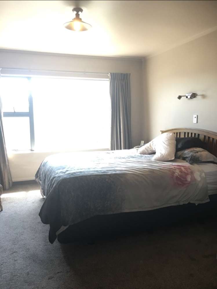 102 Aldinga Avenue Stoke_5