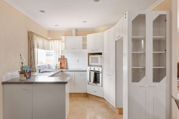 22 Azalea Dell Mount Maunganui_6