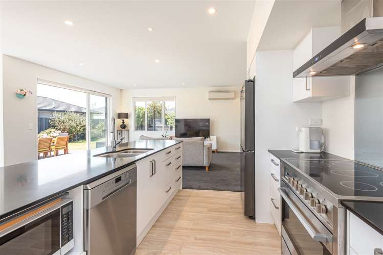 4 James Caird Lane Wigram_7