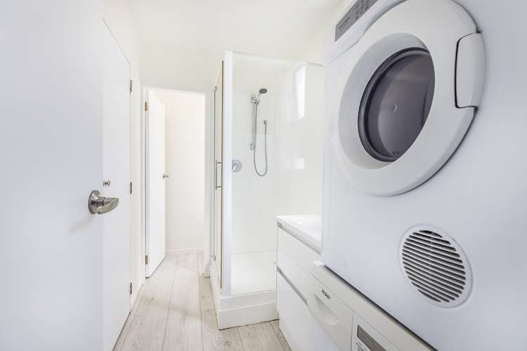 9/76 Freyberg Street Lyall Bay_8