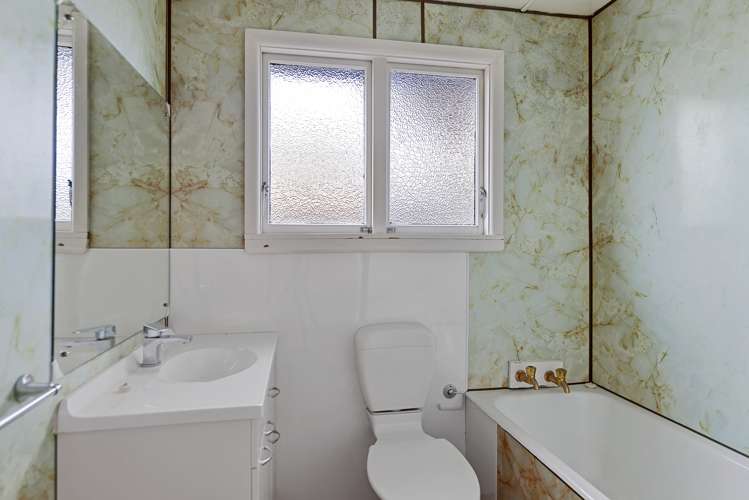 2 Awatea Road Hornby_7