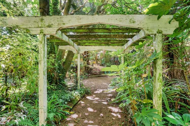 72 Pacific Drive Southbridge_19