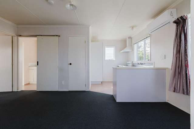 32a Robinson Crescent Westbrook_3