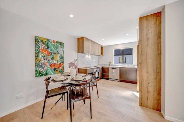 12/13 Arawa Street New Lynn_2