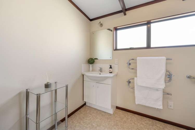 5 Newcastle Street Clyde_16