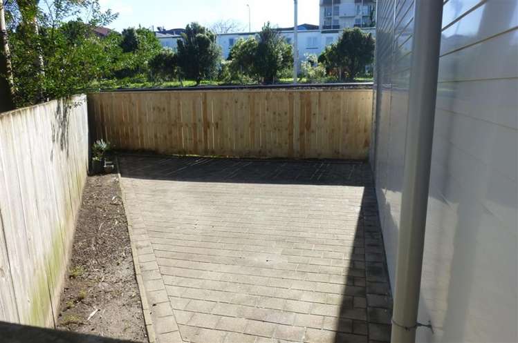 5/29 Rossmay Terrace Mount Eden_9