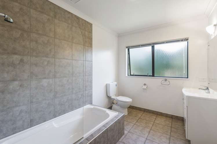 6 Allasha Way Paraparaumu_17