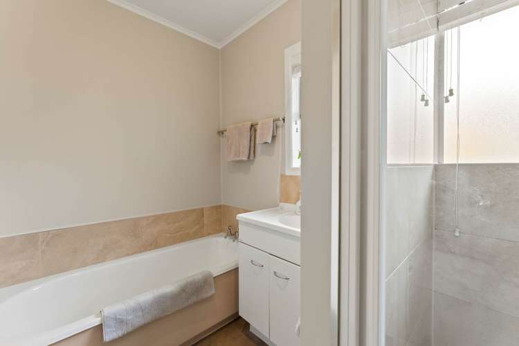 32 Holland Road Hillcrest_16