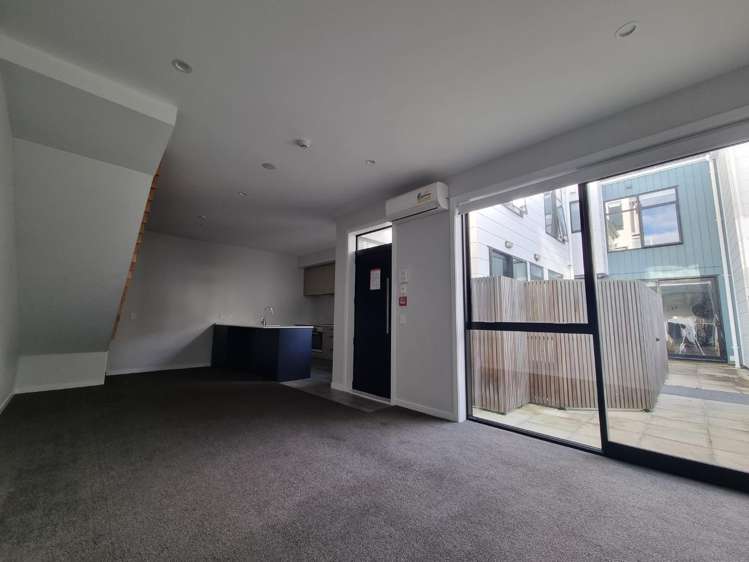 8/5 Ebor Street Te Aro_4