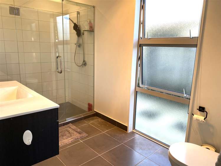 2 Fernhill Place Karoro_14