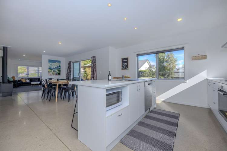 3 Finch Street Albert Town_7