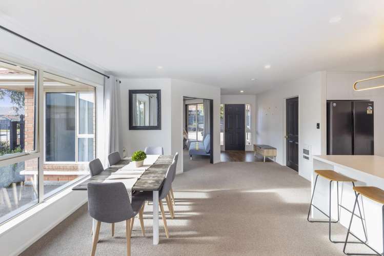 20 Riegler Place Belfast_7