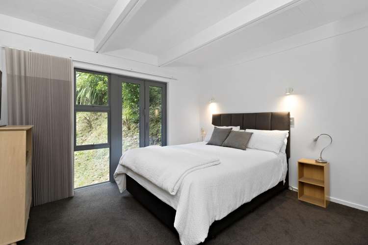 40 Arawata Terrace Fernhill/Sunshine Bay_21
