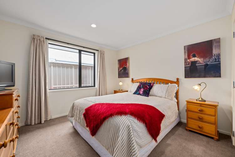 44 Cleghorn Street Redwoodtown_24