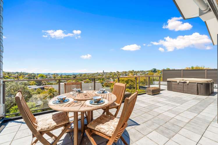 36 Montclair Rise Browns Bay_10