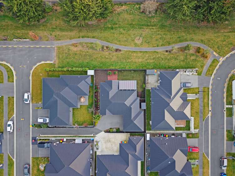 20 Petunia Drive Wigram_31