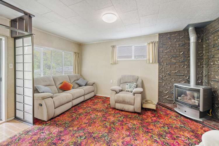 910 Lawrence Street Akina_2