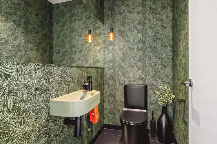 13 St Remy Lane Redcliffs_18