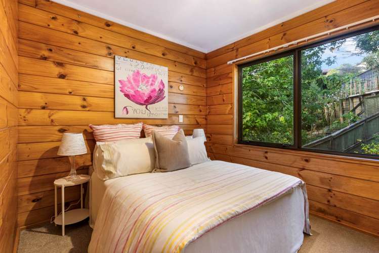 2/30 Charles Dickens Drive Mellons Bay_11