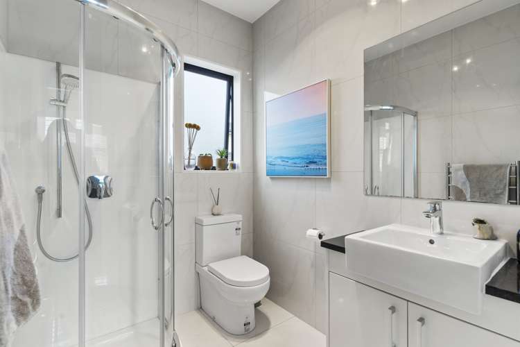 3 Valkyrie Lane Beachlands_11