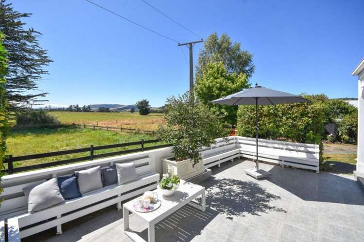 1215 Centre Road Henley_29