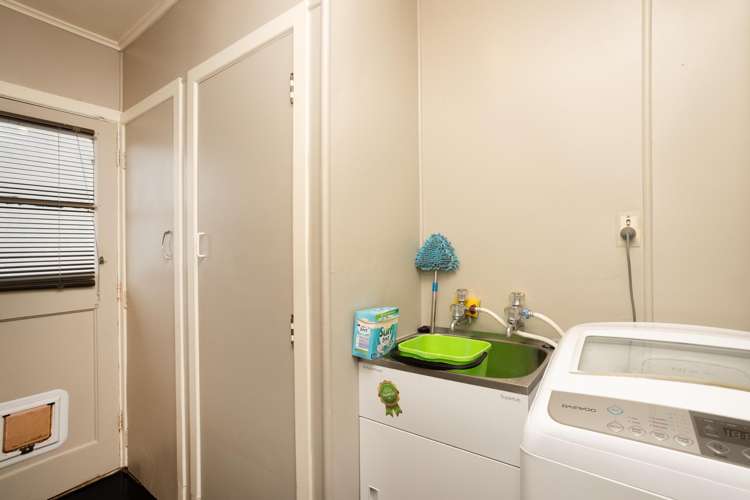 15 Dunbeath Crescent Kew_13