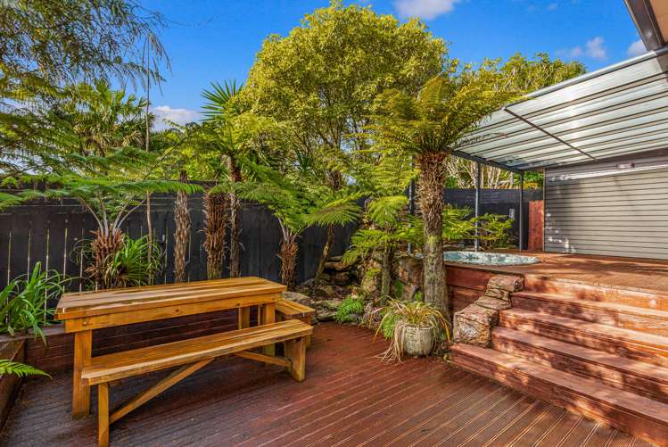 33 Taipari Road Te Atatu Peninsula_13