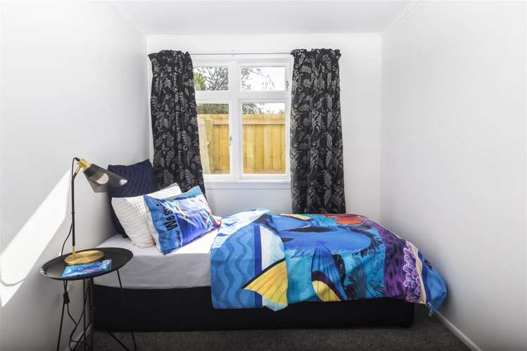 42 Featherstone Avenue Kairaki_11