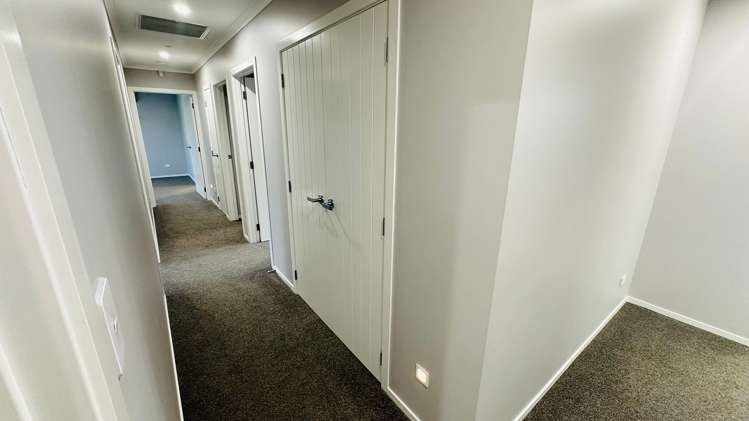 19 Dinneen Close Frimley_12