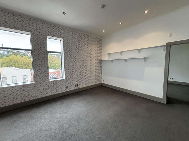 25/2 Victoria Ave City Centre_7