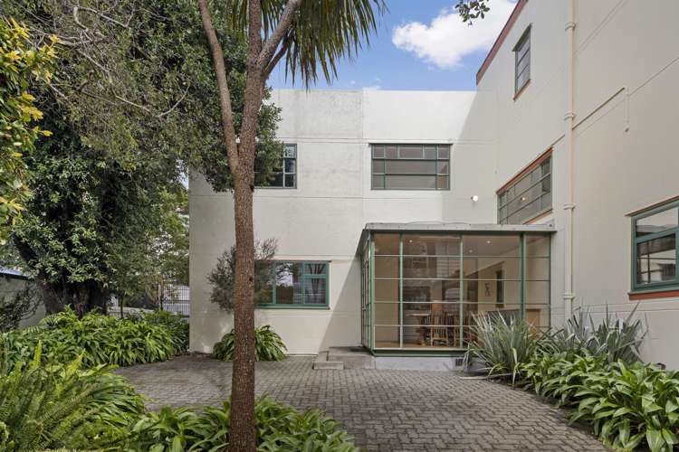 21 Fitzherbert Terrace Thorndon_1