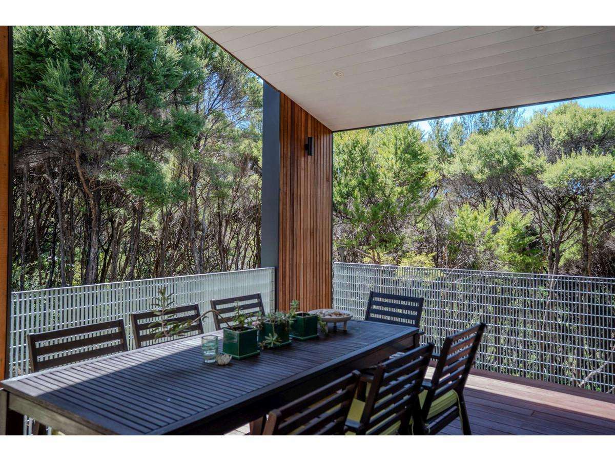 3 Bush Point Road_2