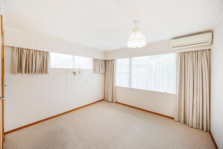 8 Somerset Crescent Highbury_6