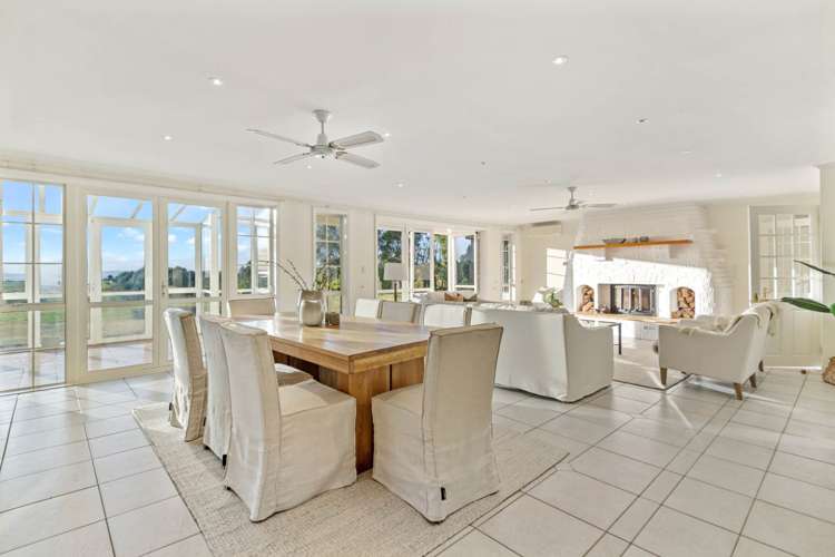 52 Porterfield Road Whitford_13