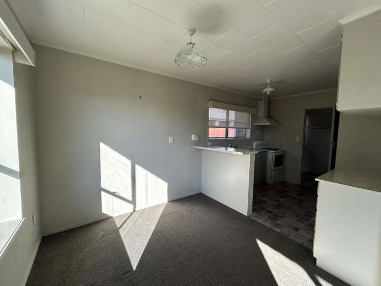 2/225 Annesbrook Drive 1951_2