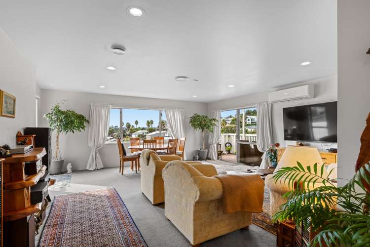 21 Kestrel Heights Arkles Bay_4