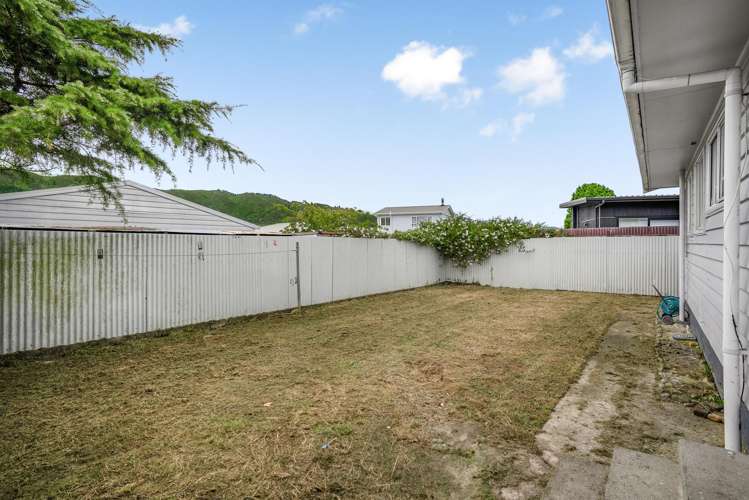 19A Kendal Grove Wainuiomata_12
