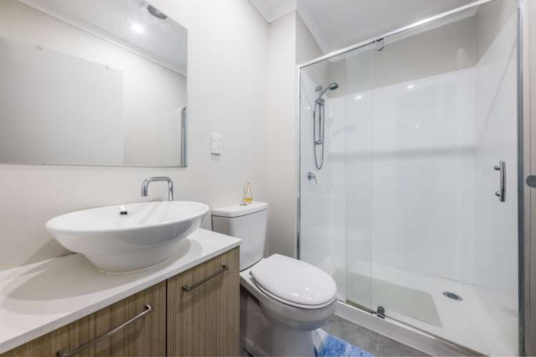 102 Arrowsmith Drive Flat Bush_15