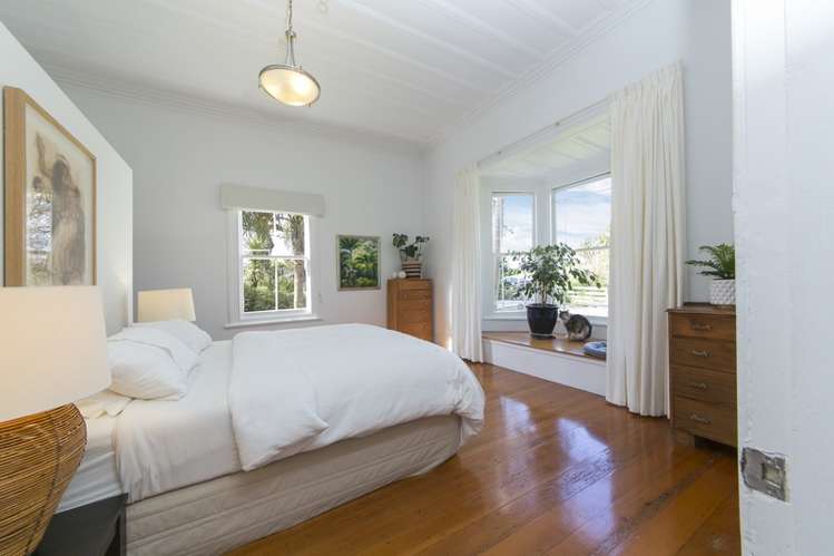 28 Cambridge Road Riverhead_15