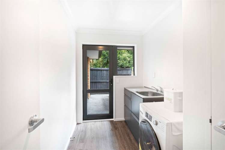 10 John Morel Place Parklands_13